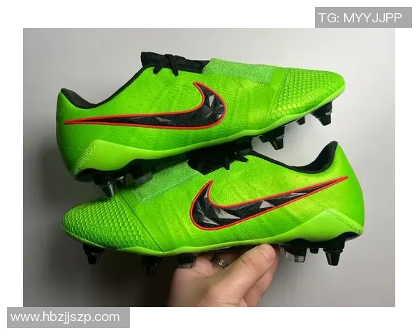 如何通过正规途径获得球星使用的专业足球鞋及相关建议 如何通过正规途径获得球星使用的专业足球鞋及相关建议