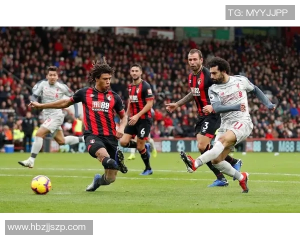 矮个子球星的逆袭传奇：足球场上的小巨人如何突破身高限制成就辉煌